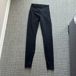 Lululemon wunder train leggings size 4